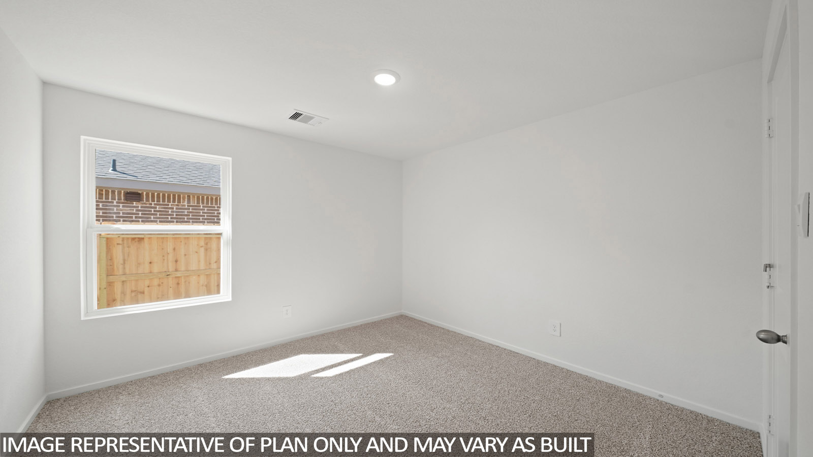 bedroom with carpet flooring