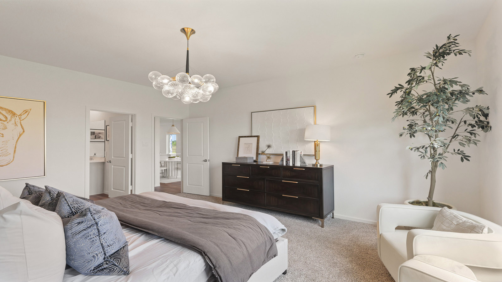 bedroom with carpet flooring