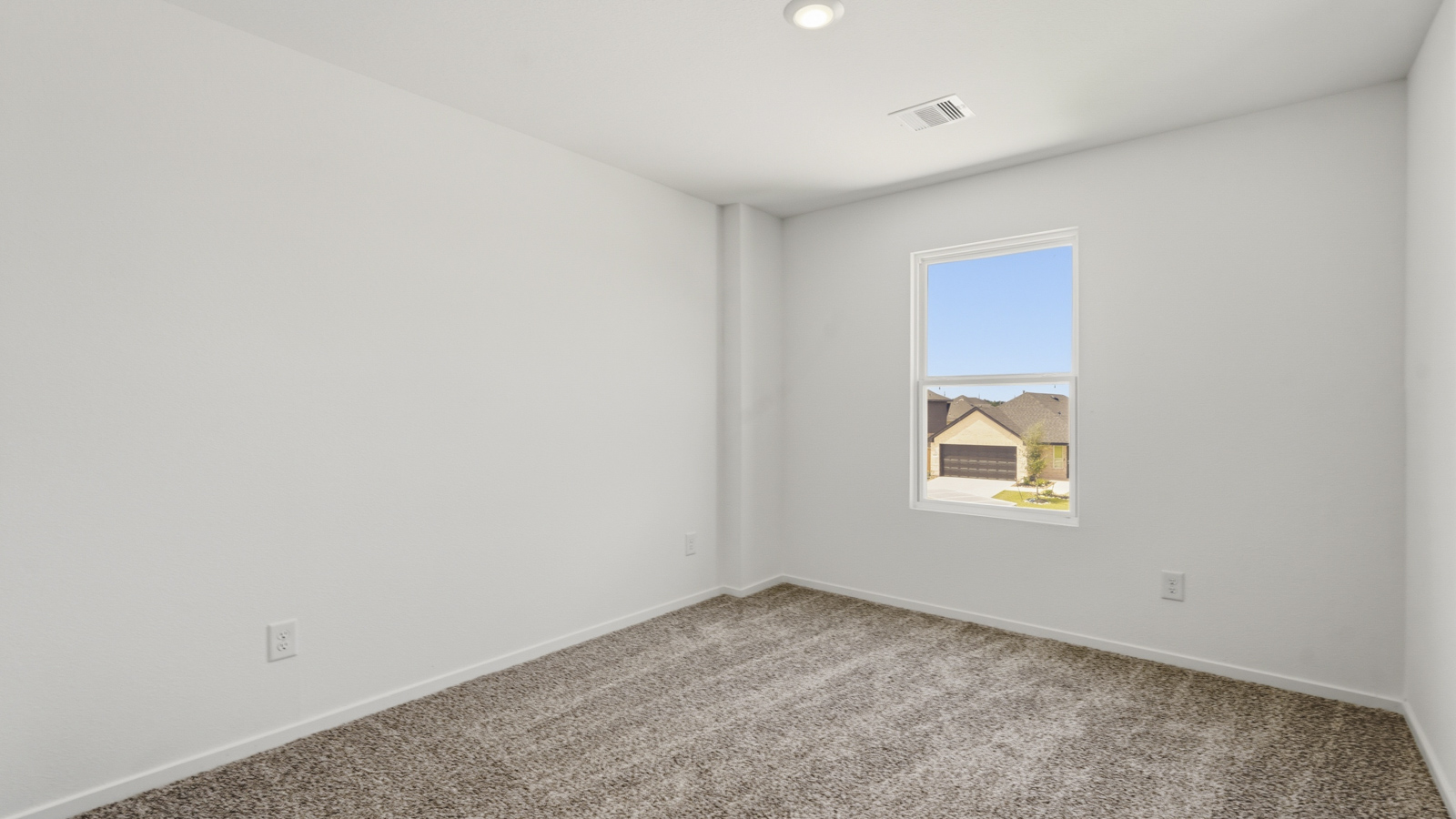 bedroom with mohawk carpet flooring in Hockley, TX