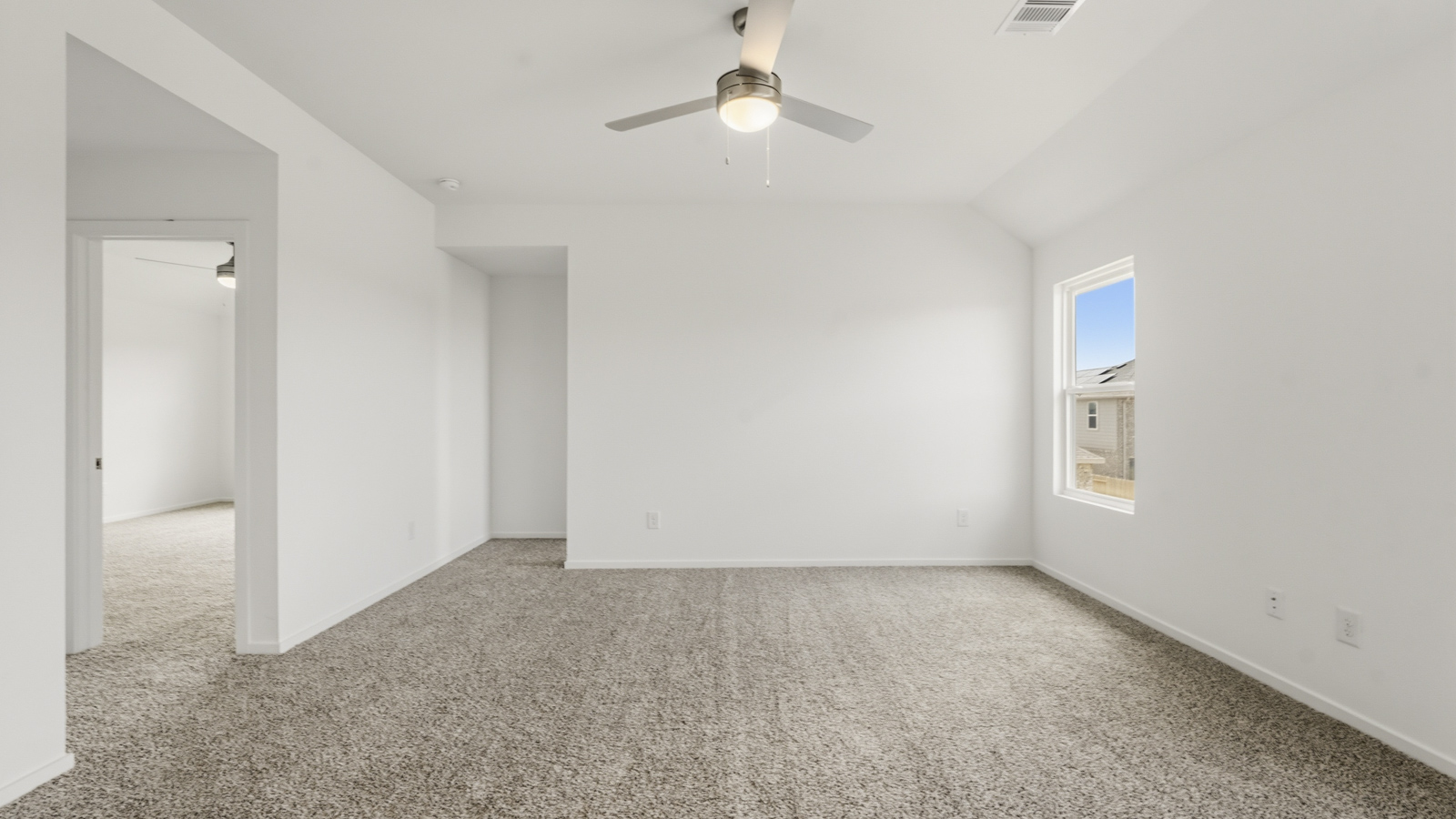 bedroom with mohawk carpet flooring in Hockley, TX