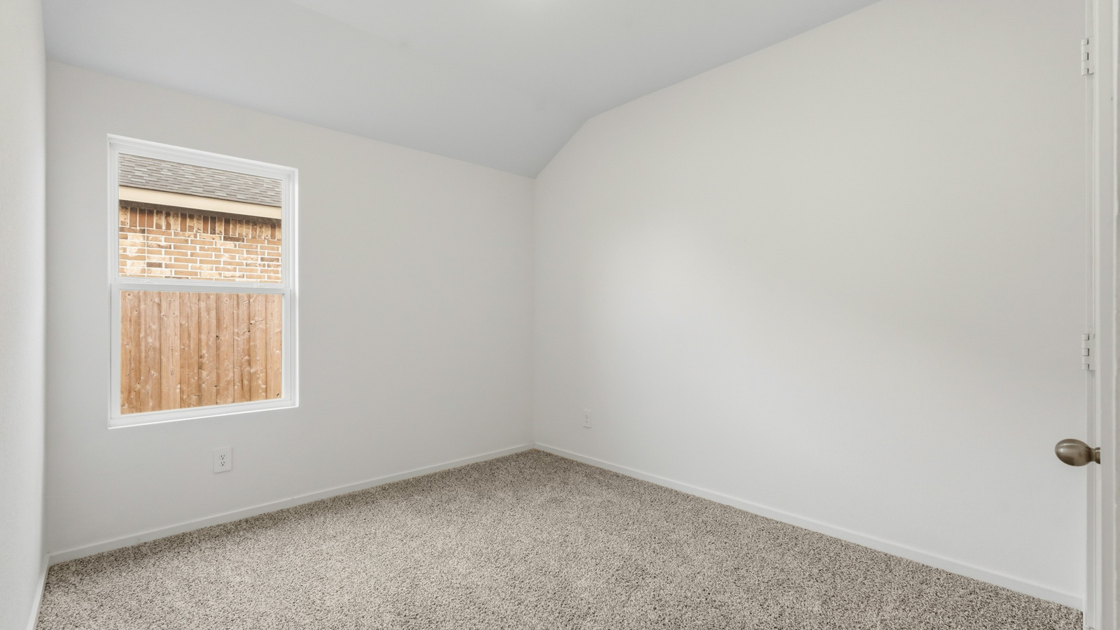 bedroom with carpet flooring