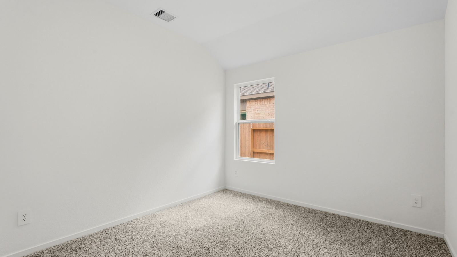 bedroom with carpet flooring