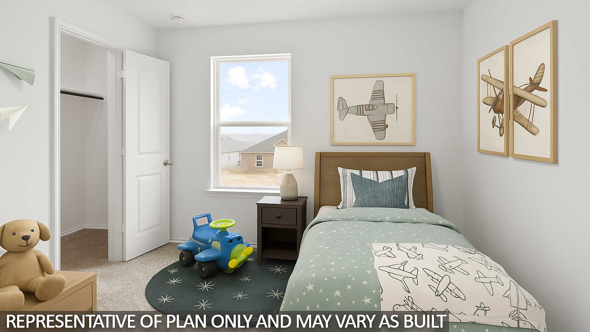 bedroom eith carpet flooring