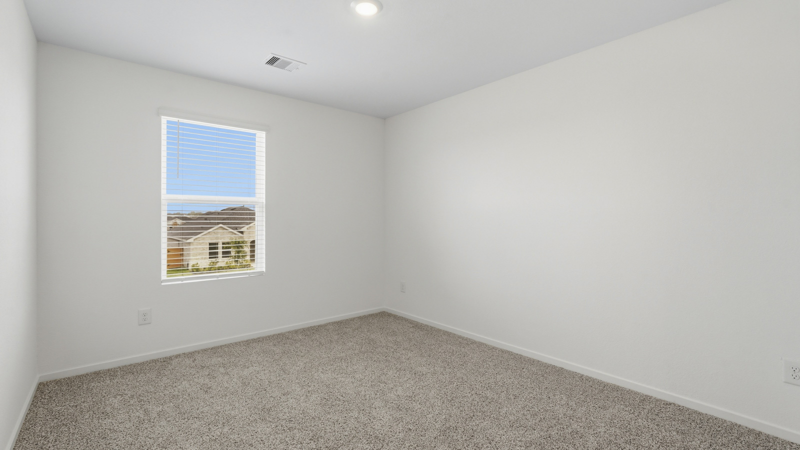bedroom with carpet flooring