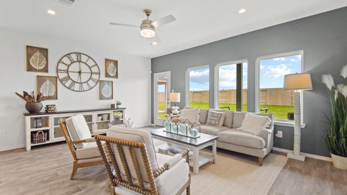 open cocept living and dining