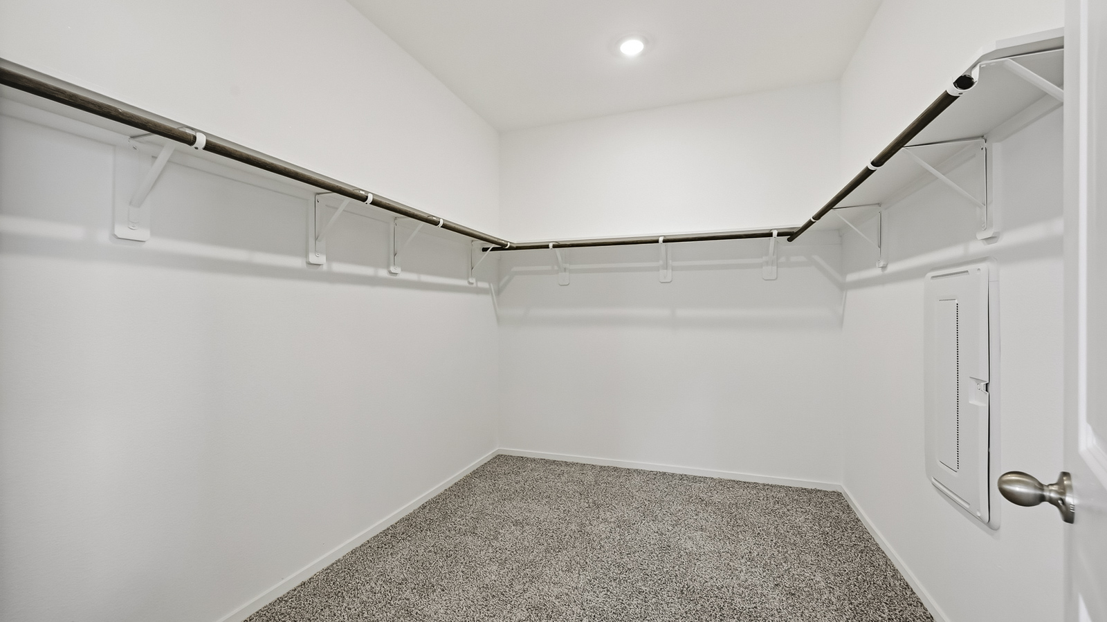 primary walk in closet