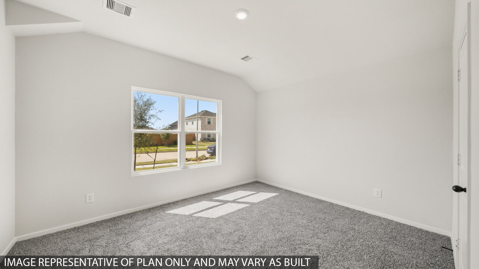 bedroom with carpet flooring