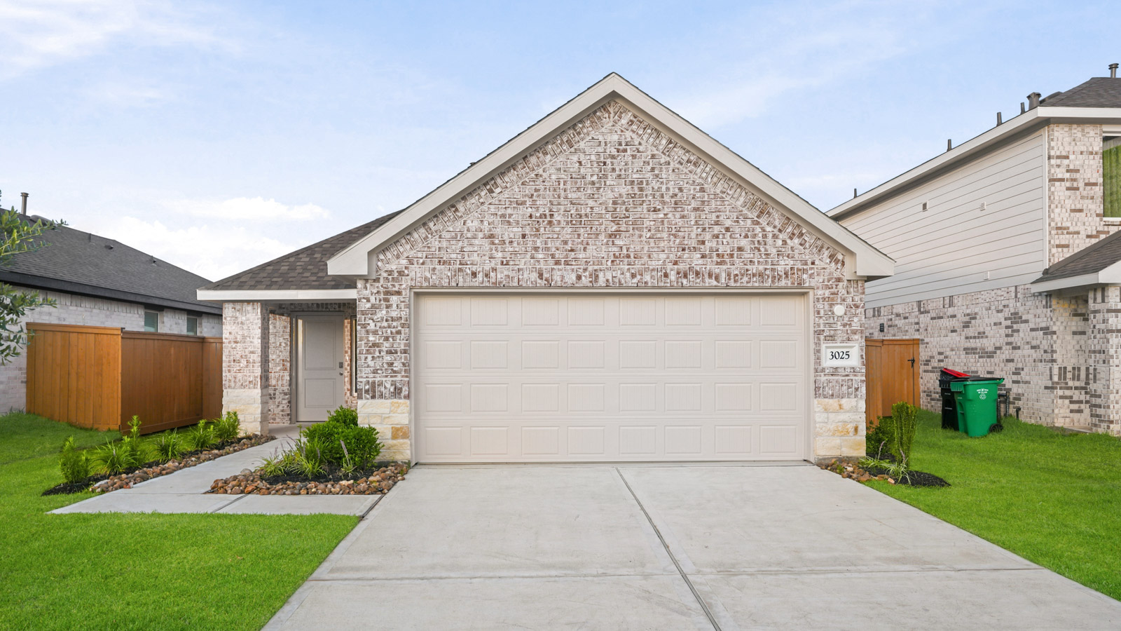 3025 Brizzo Beach Lane exterior