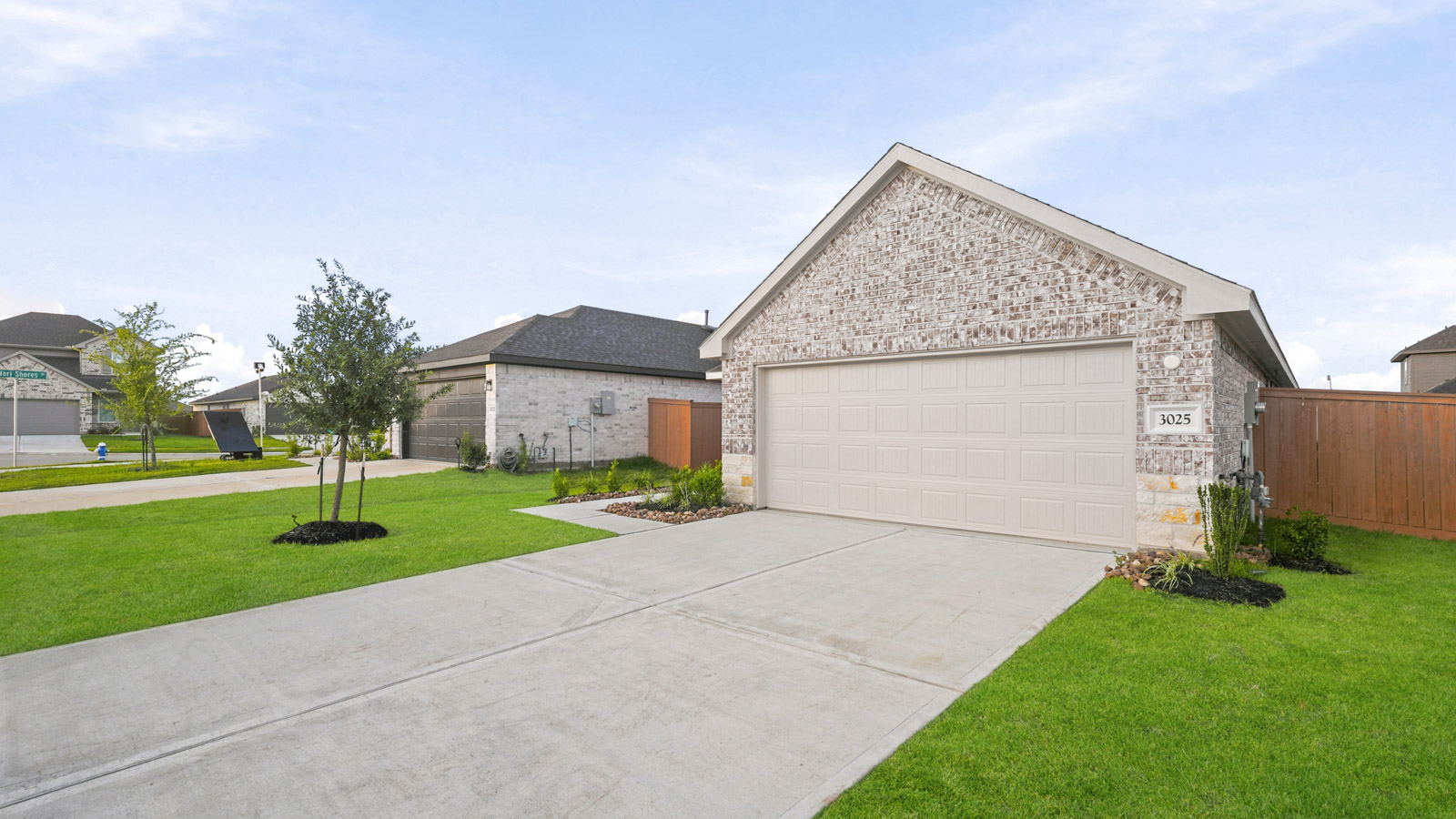 3025 Brizzo Beach Lane