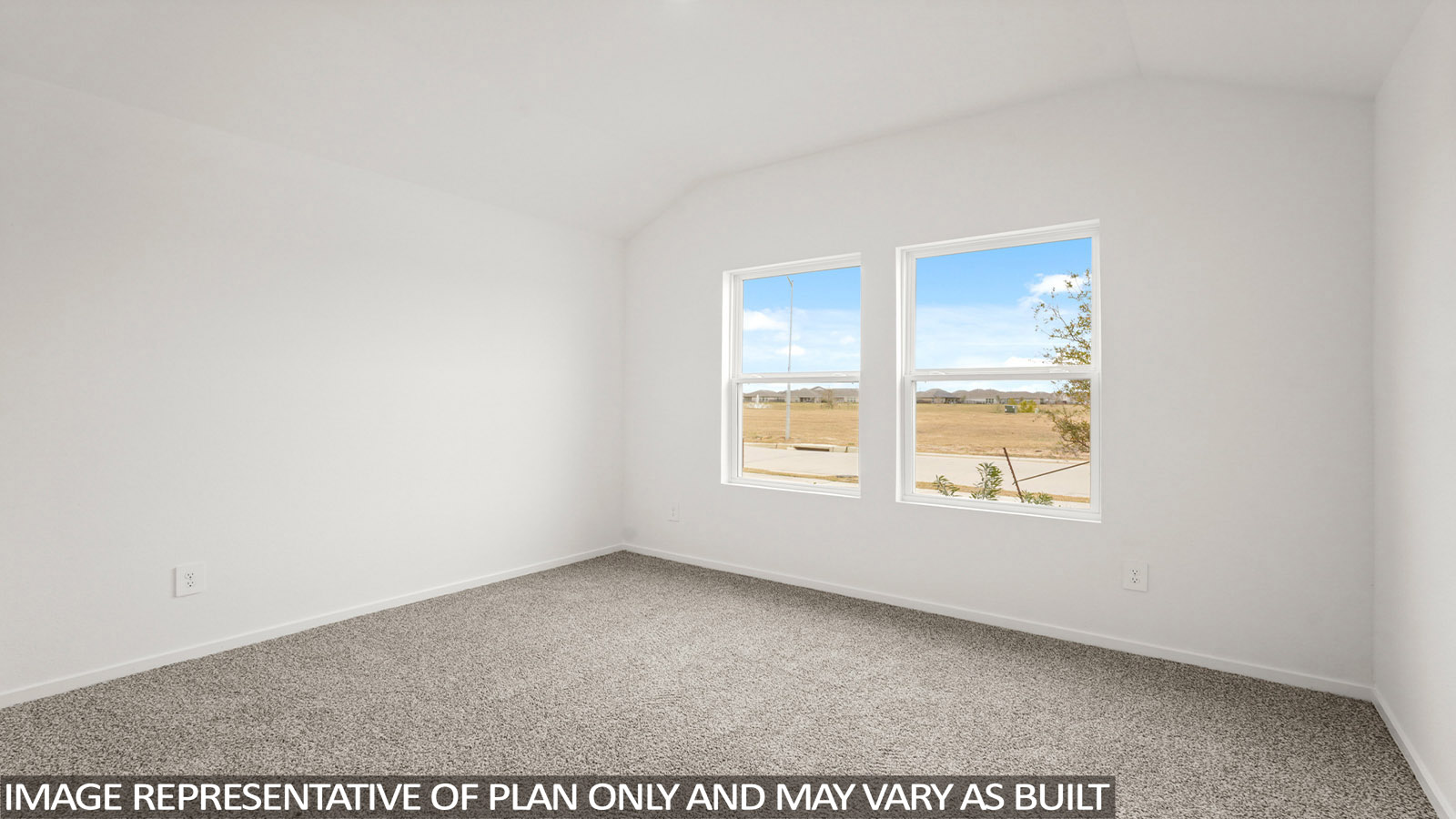 bedroom with carpet flooring