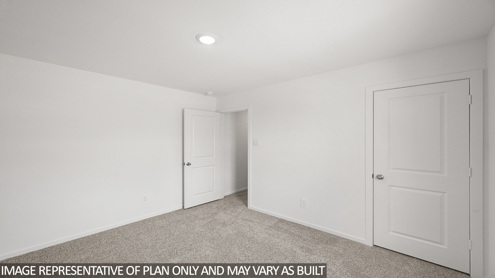bedroom with carpet flooring