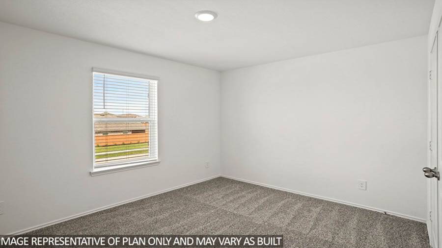 bedroom with carpet flooring