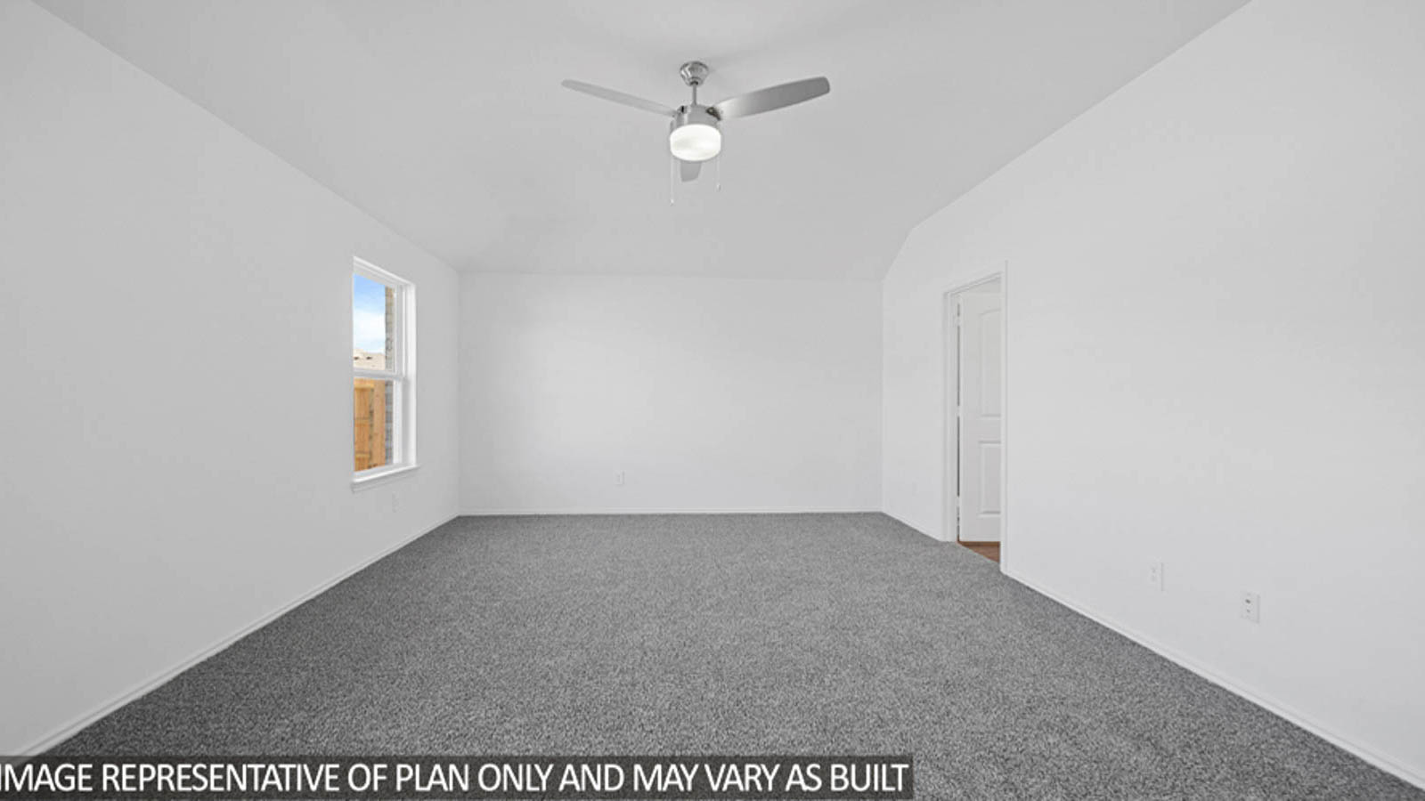 bedroom with carpet flooring