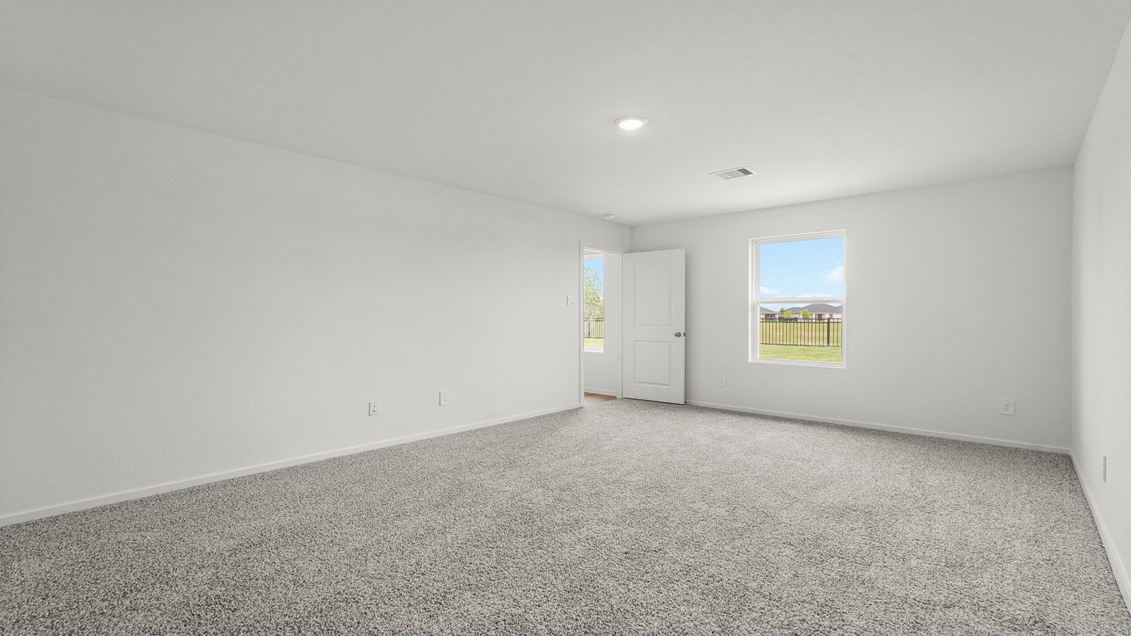 bedroom with carpet flooring