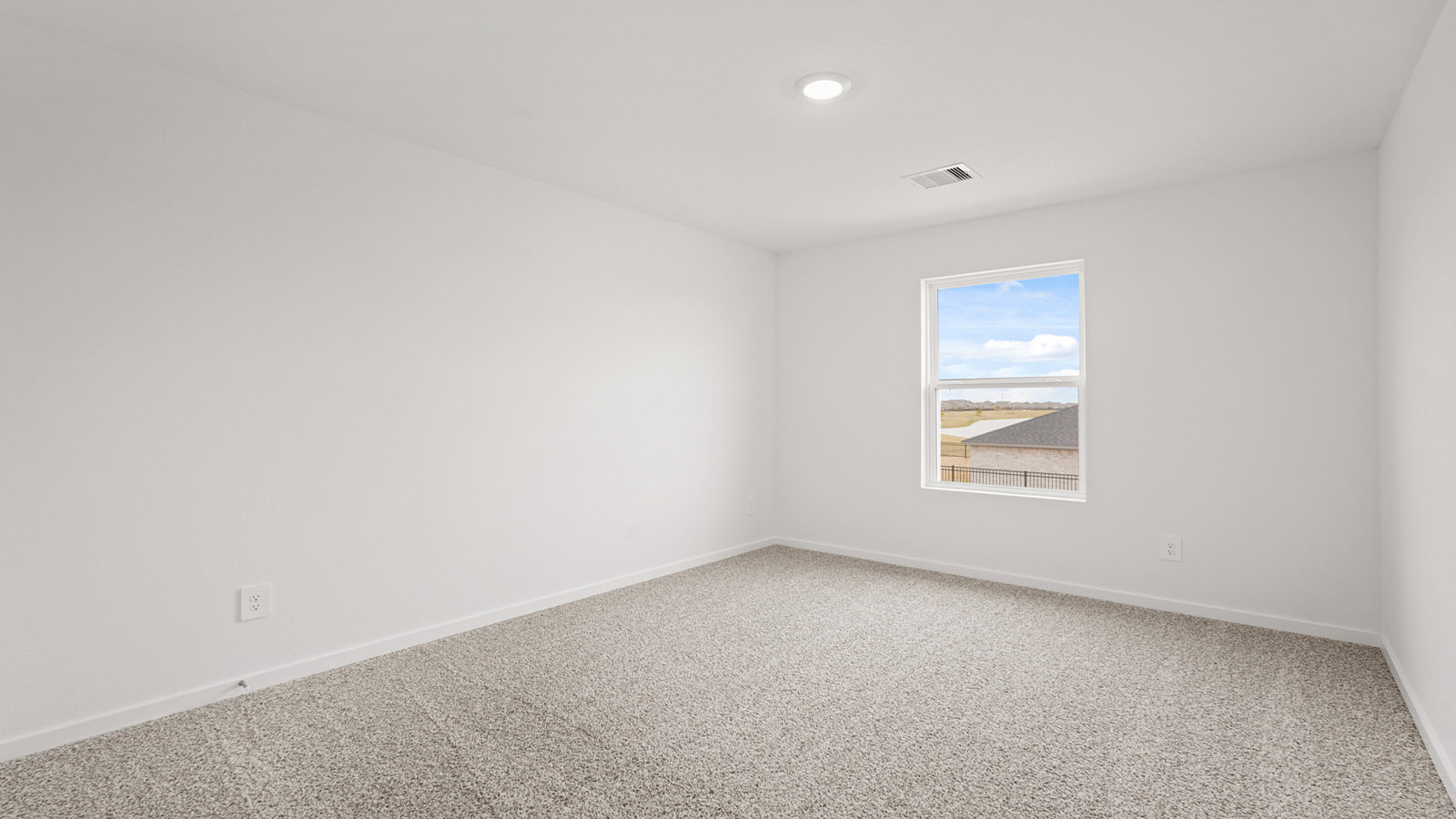 bedroom with carpet