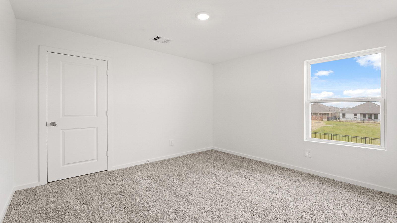 bedroom with carpet
