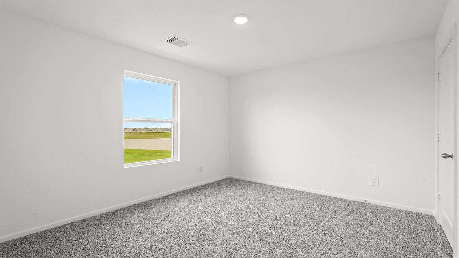 bedroom with carpet flooring