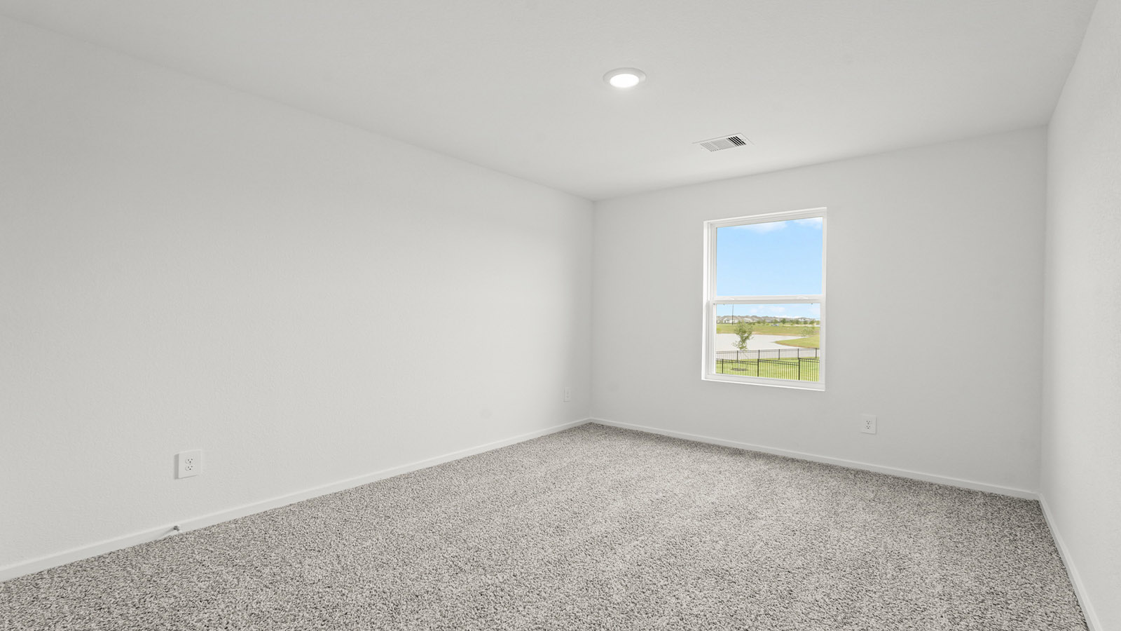 bedroom with carpet flooring