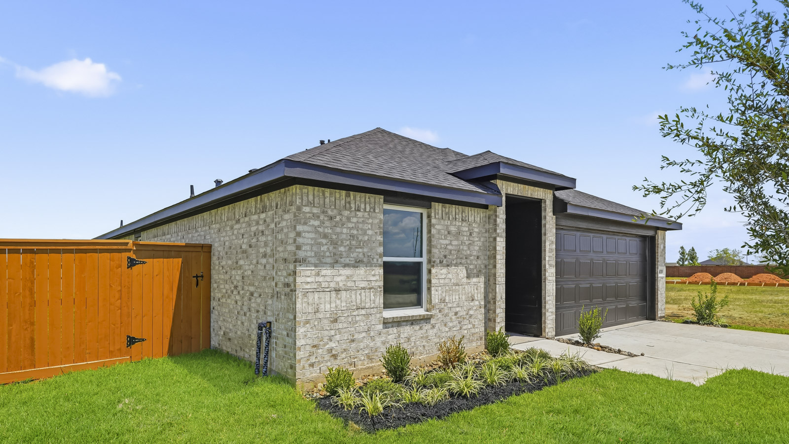 3020 Sunhill Drive