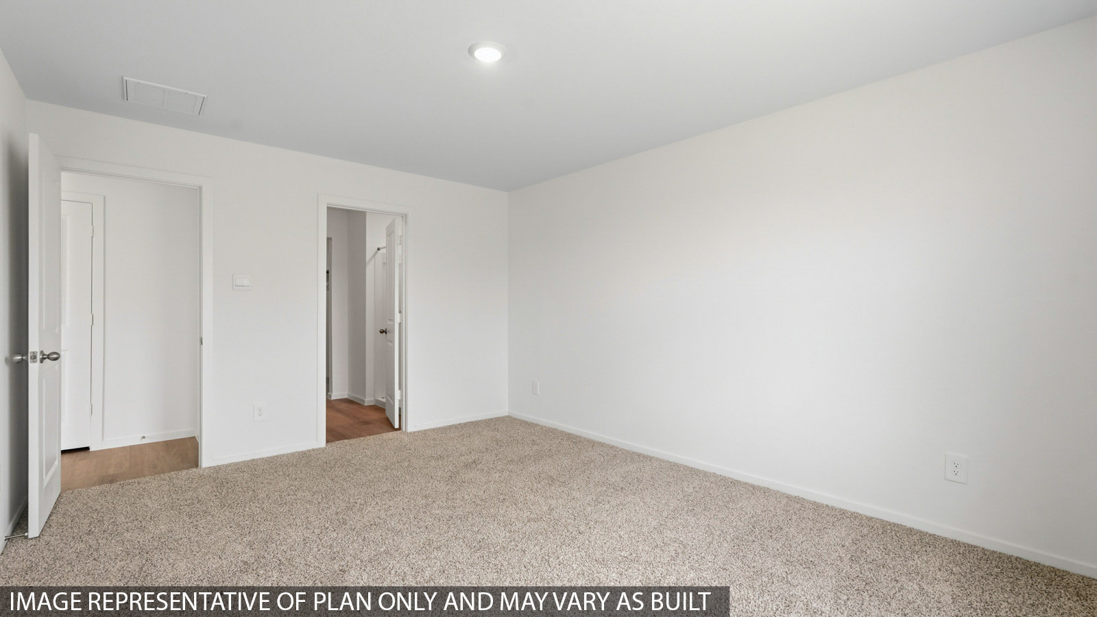 bedroom with carpet flooring