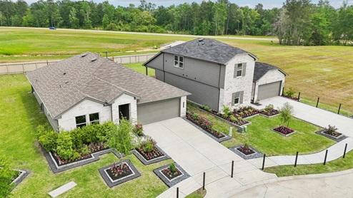 drone shot of model homes in Grand Pines by D.R. Horton