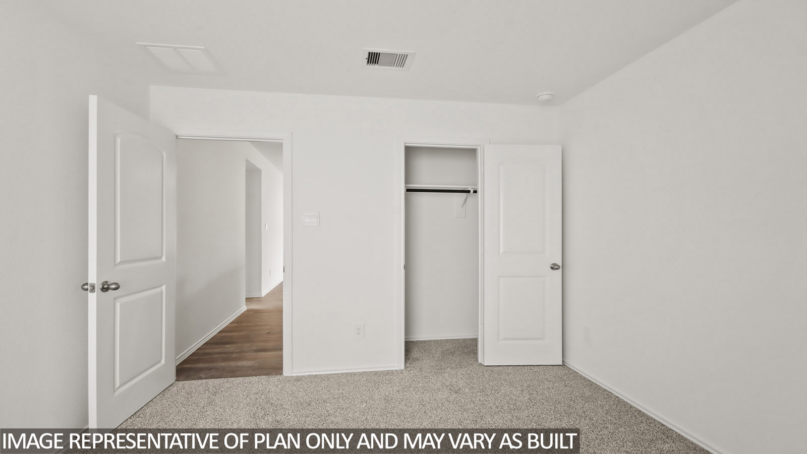 bedroom with carpet flooring