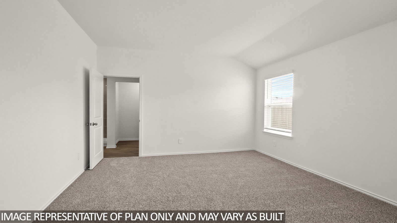 bedroom with carpet flooring