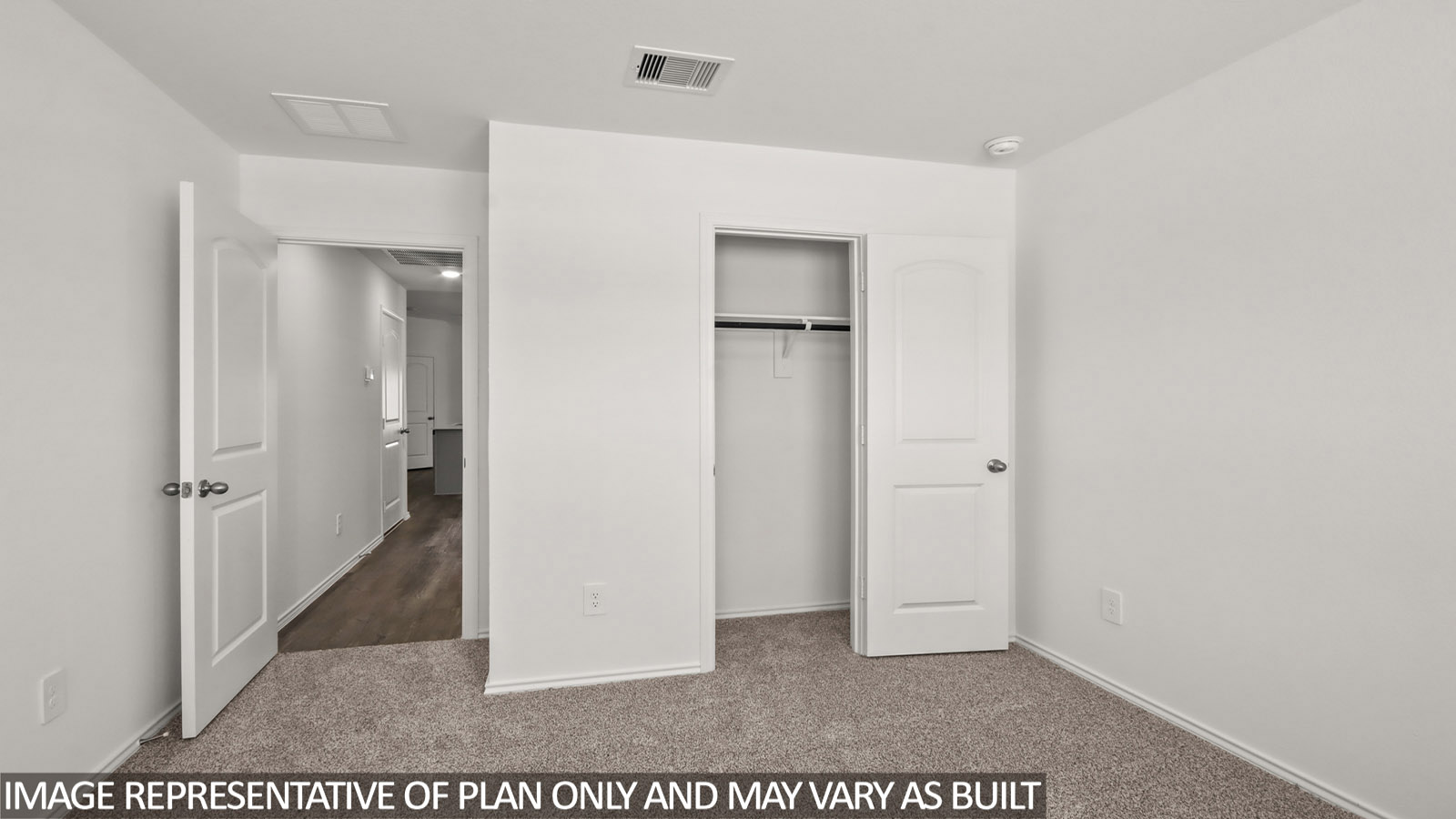 bedroom with carpet flooring