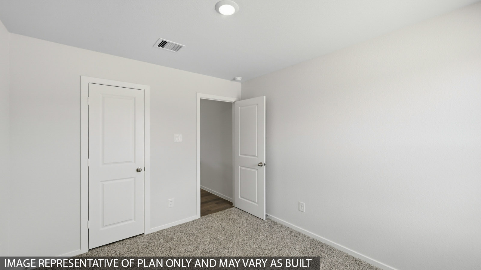 bedroom with carpet flooring