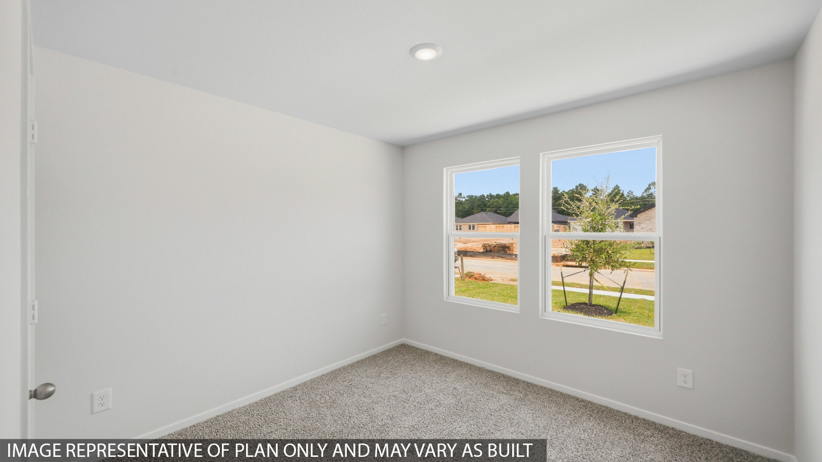 bedroom with carpet flooring