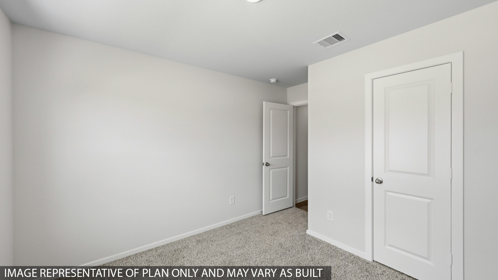 bedroom with carpet flooring
