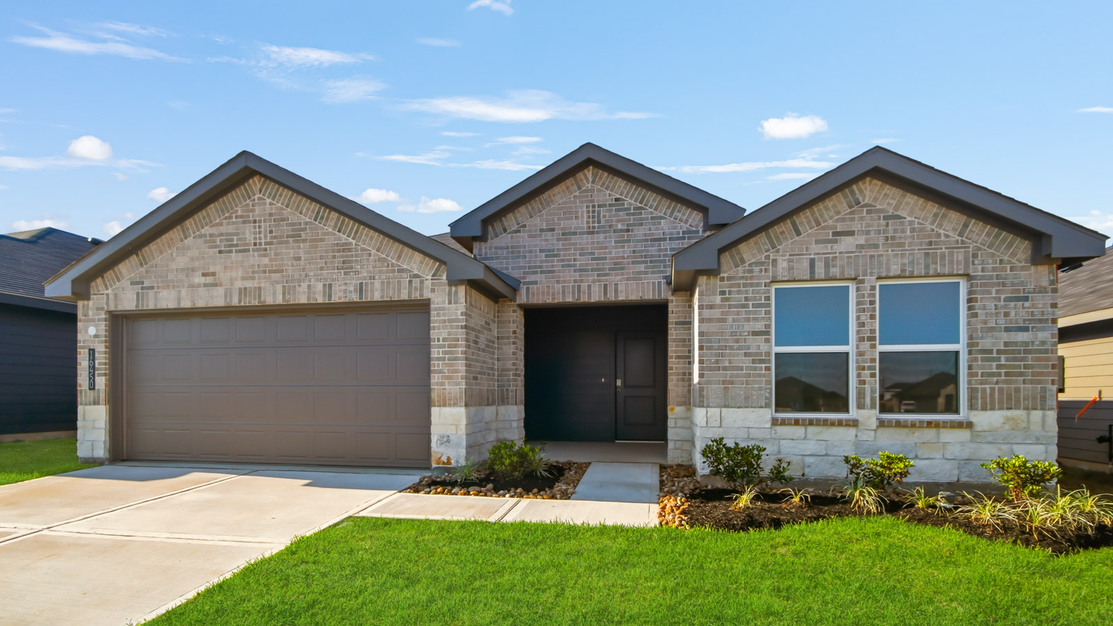 16450 Pinebrook Leaf Lane