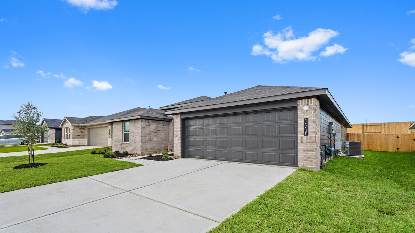 16410 Pinebrook Leaf Lane