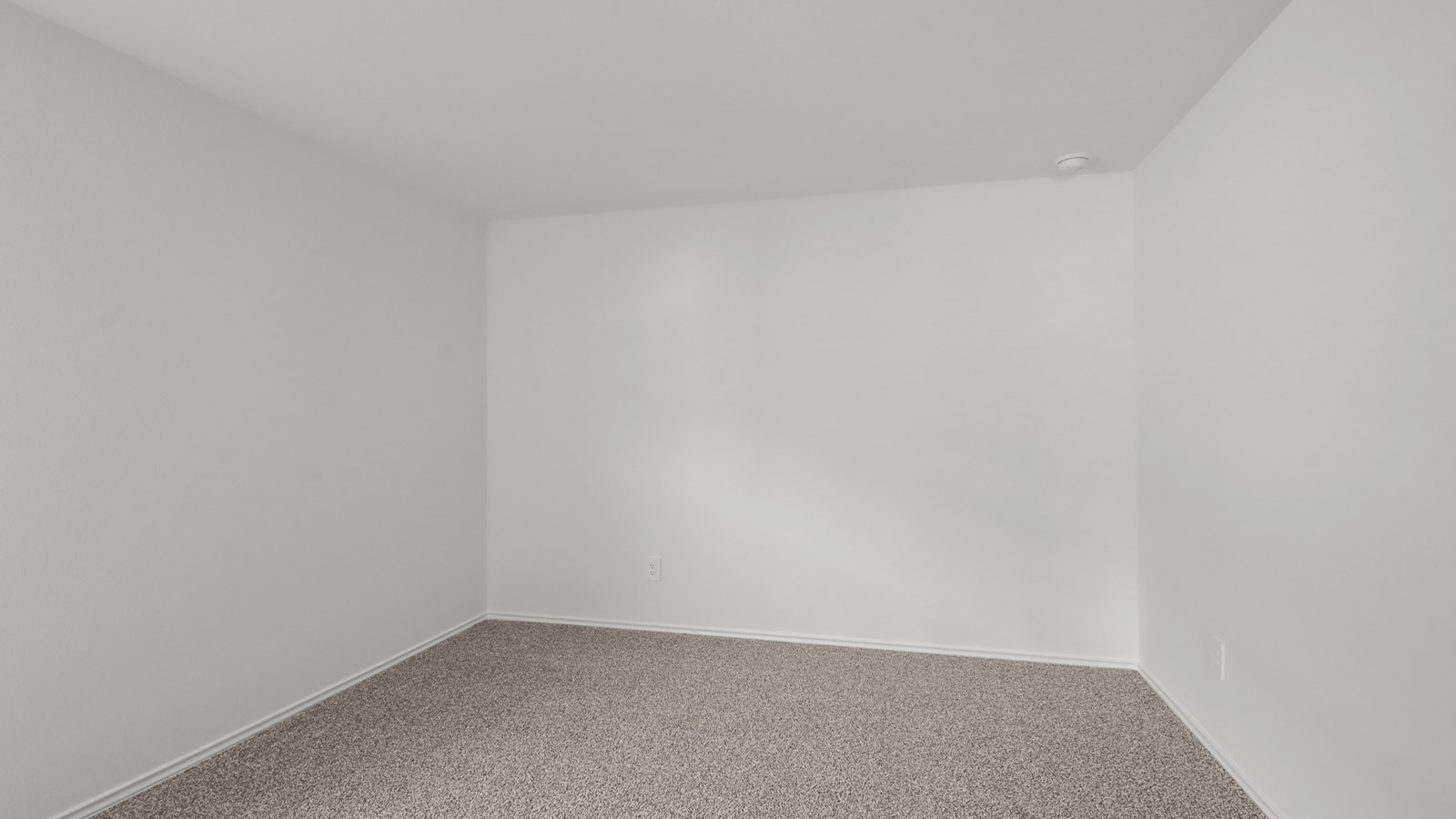 bedroom with carpet flooring