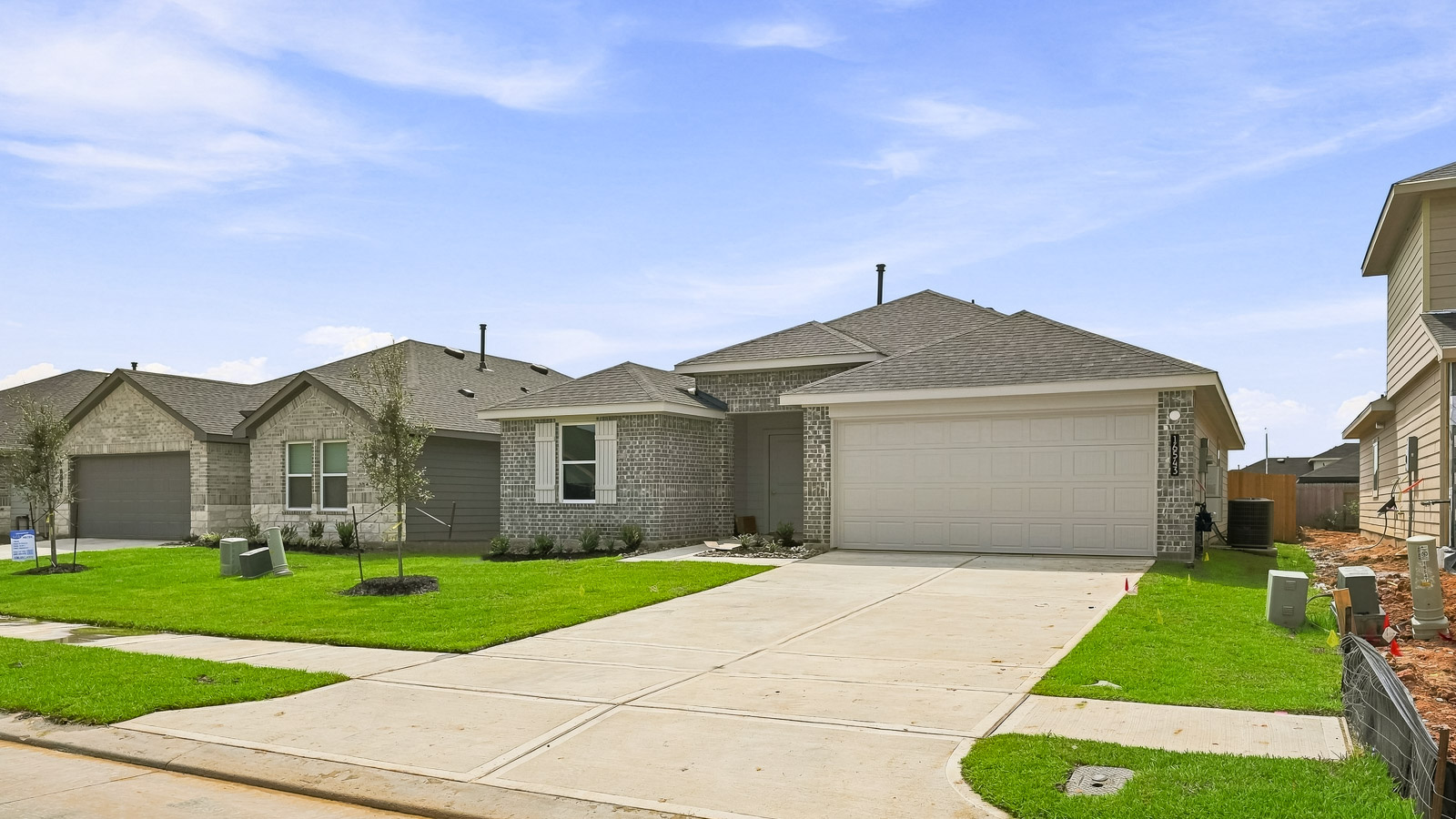 Cypress Green Model Open 7 days a week 22103 Cortona Creek Lane, Hockley, TX 77447