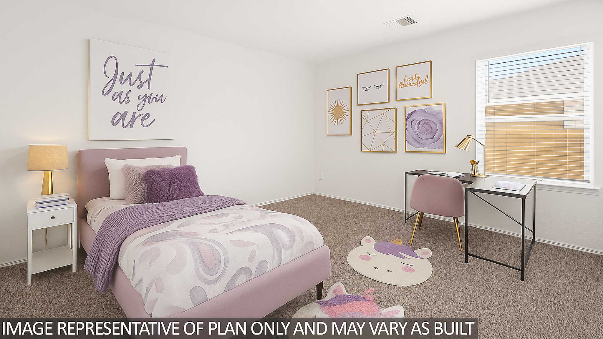 bedroom with carpet flooring