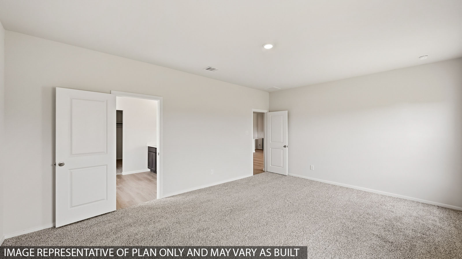 bedroom with carpet flooring