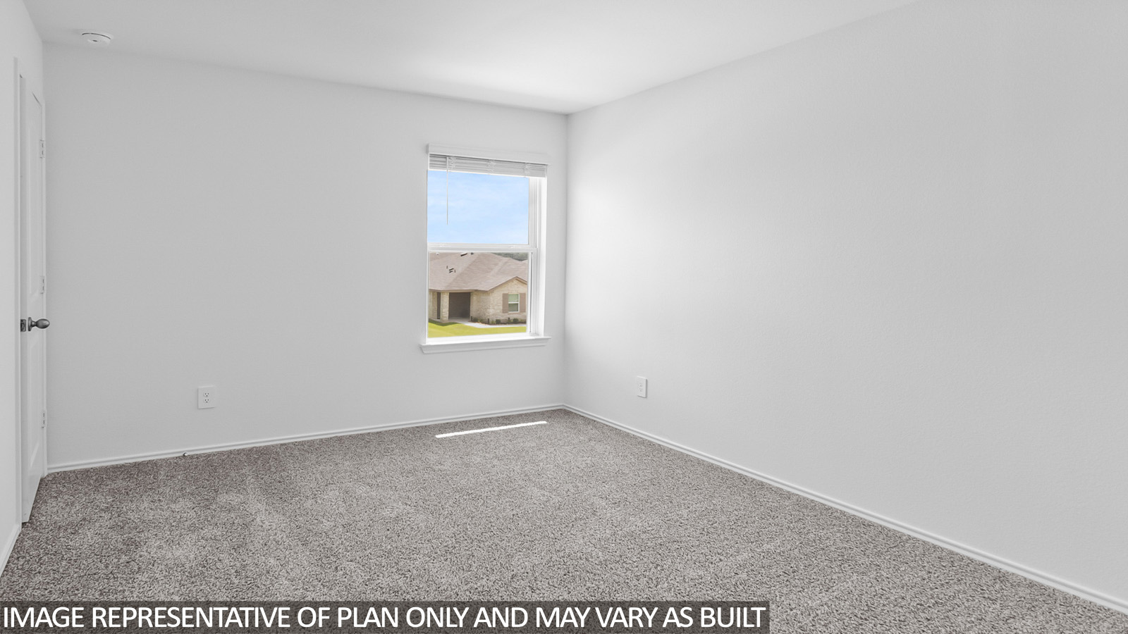 bedroom with carpet flooring