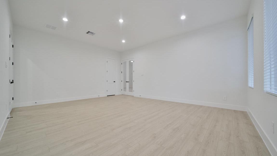 Dining area with vinyl flooring
