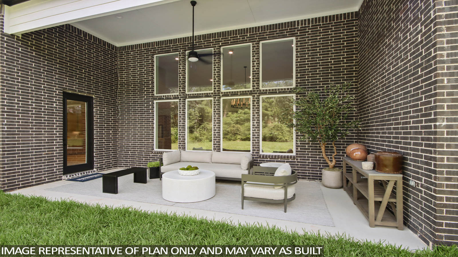 covered patio with overhead lighting