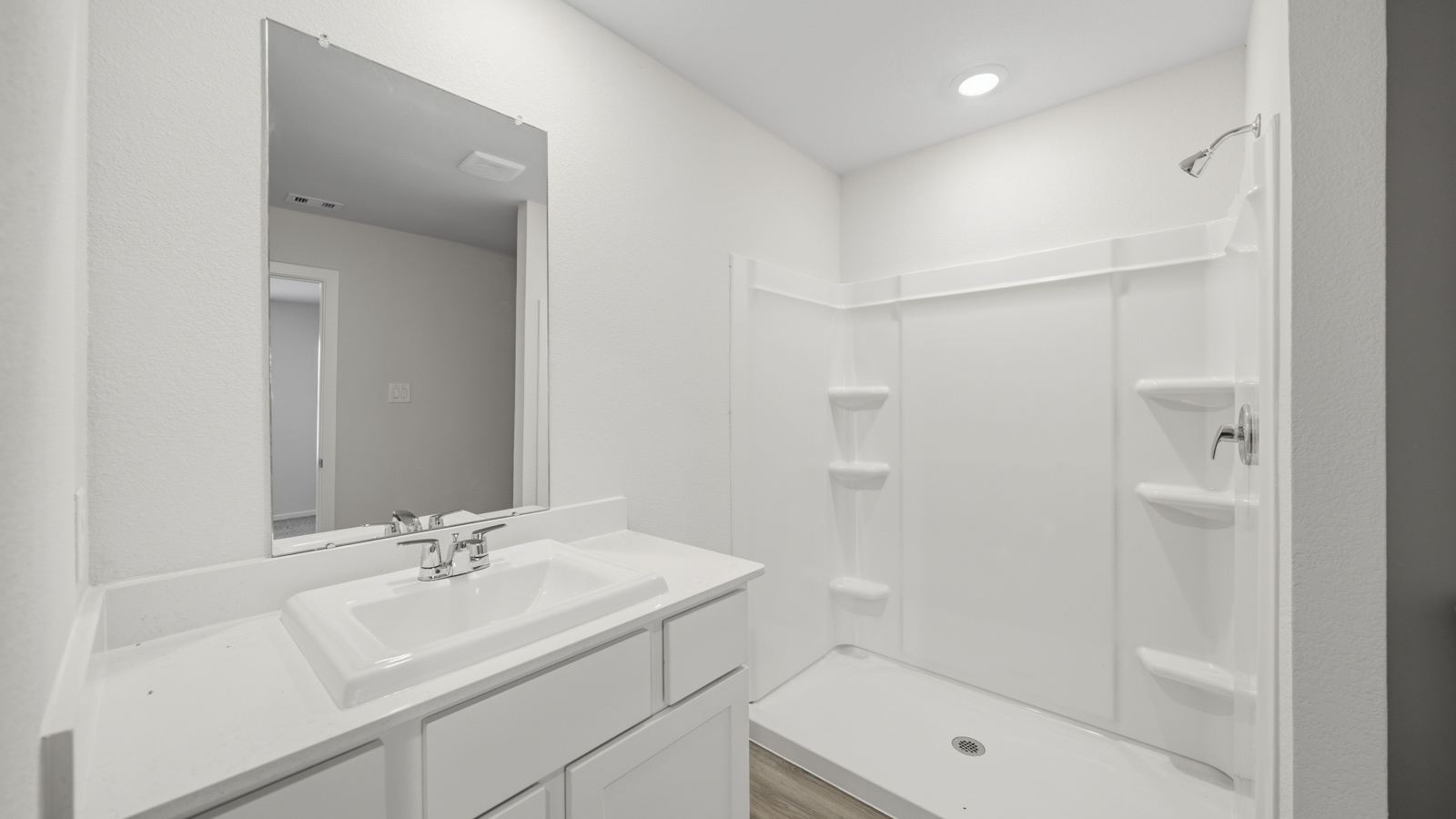 secondary bathroom with tub and shower combo