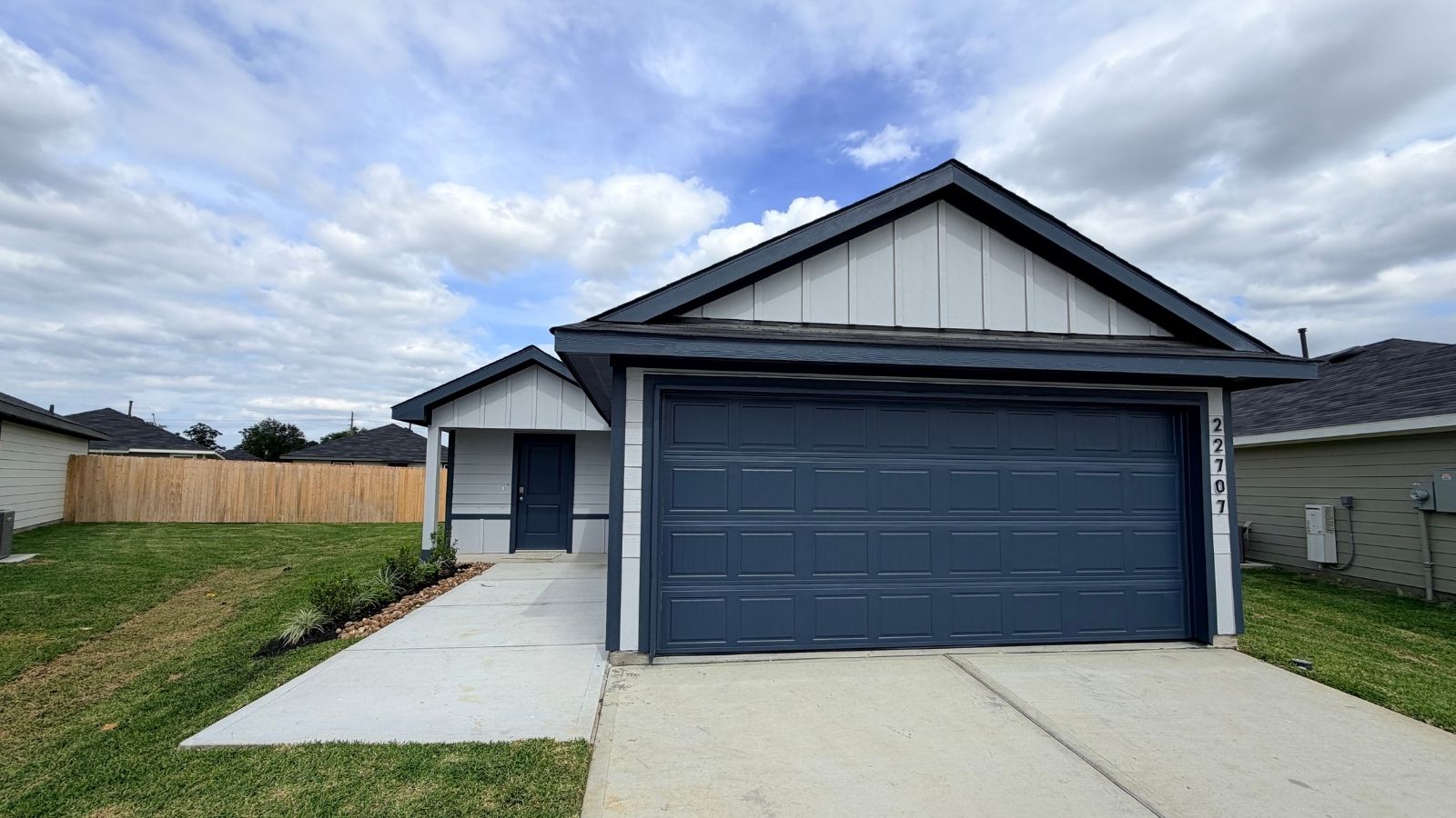 22707 Ravine Edge Court