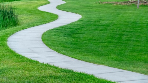 walking trails at Sunterra Lakes