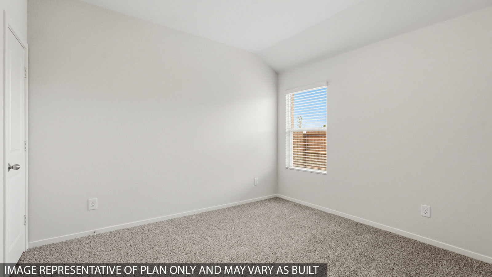 bedroom with carpet flooring