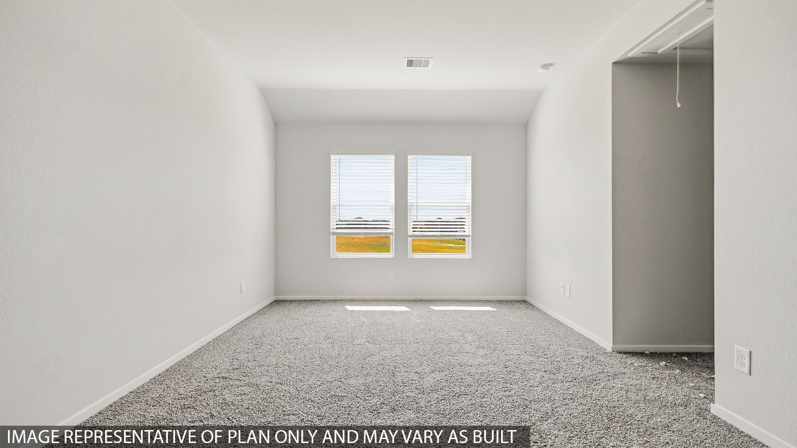 bedroom with carpet flooring