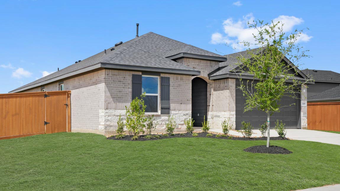 3005 Helios Haven Dr