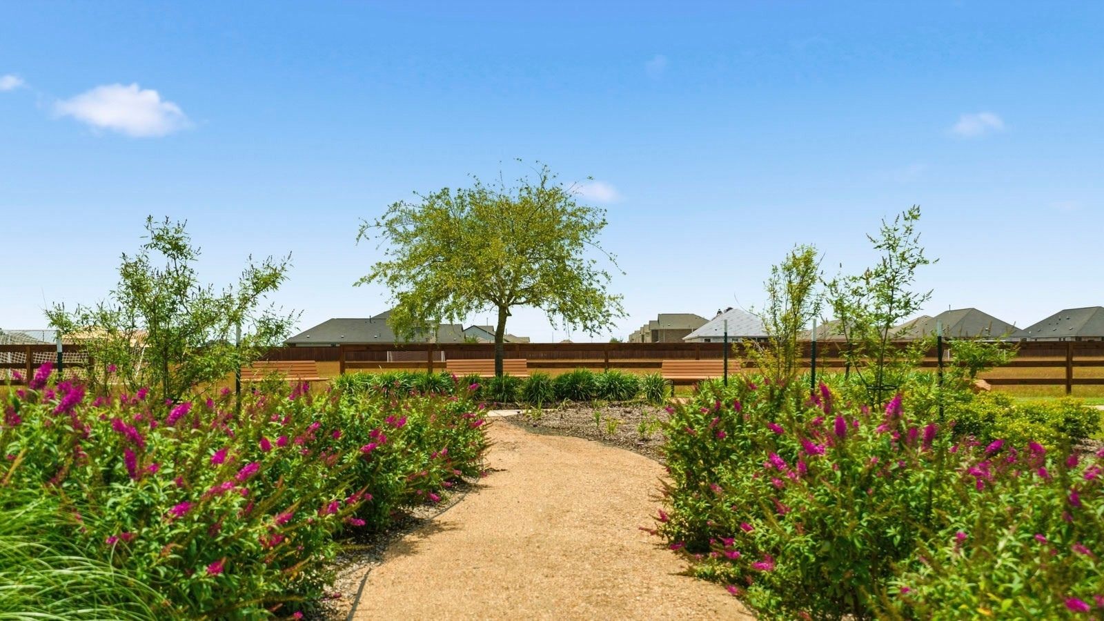Garden in Sunterra Lakes in Brookshire, TX