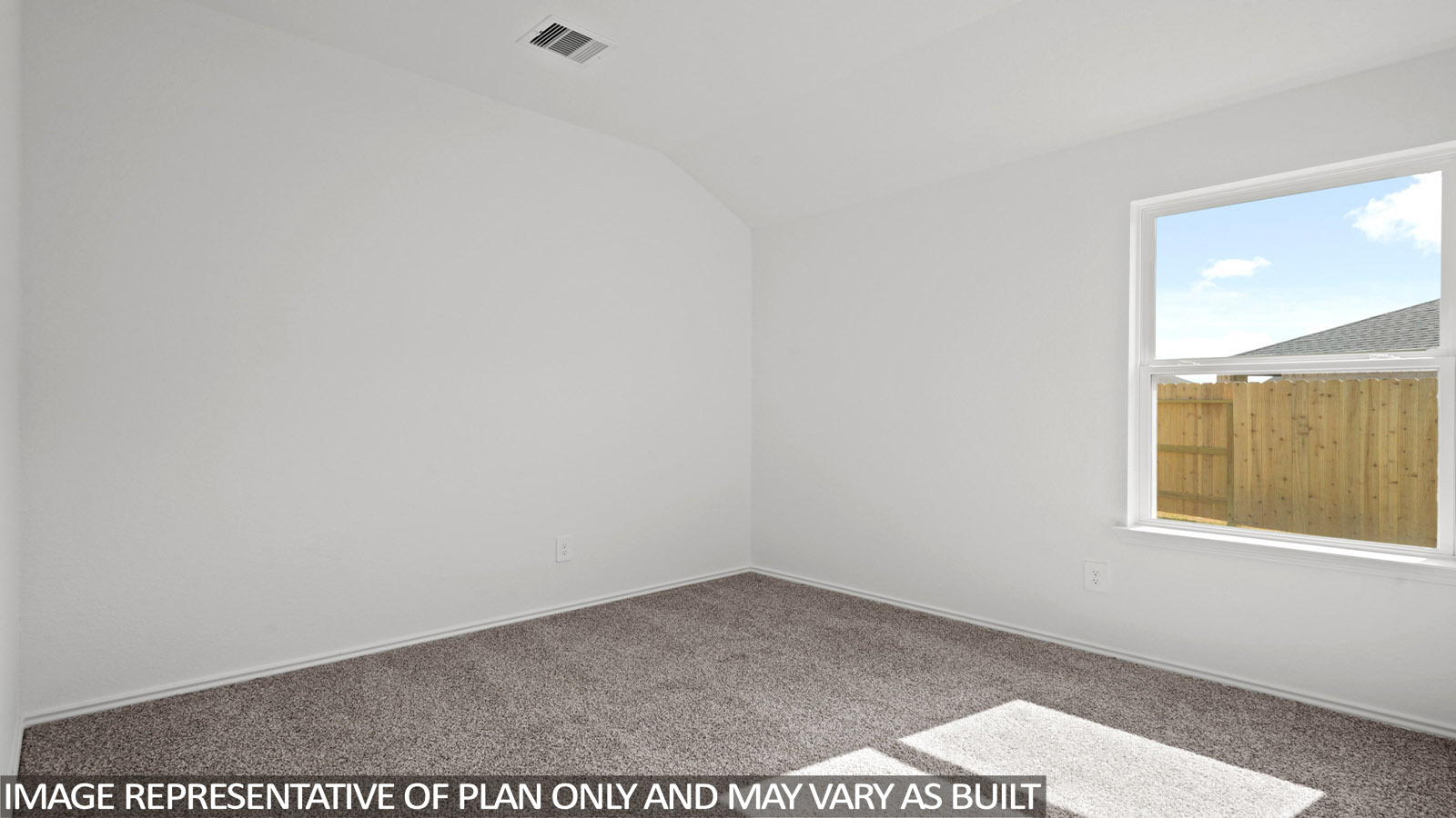 bedroom with carpet flooring