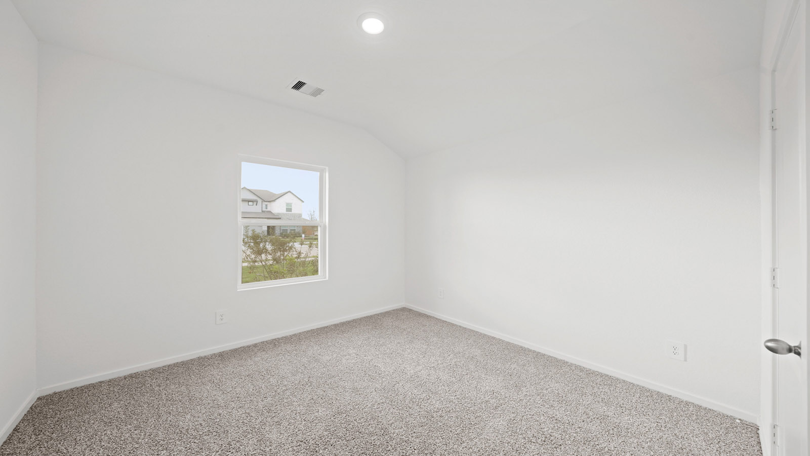 bedroom with carpet flooring