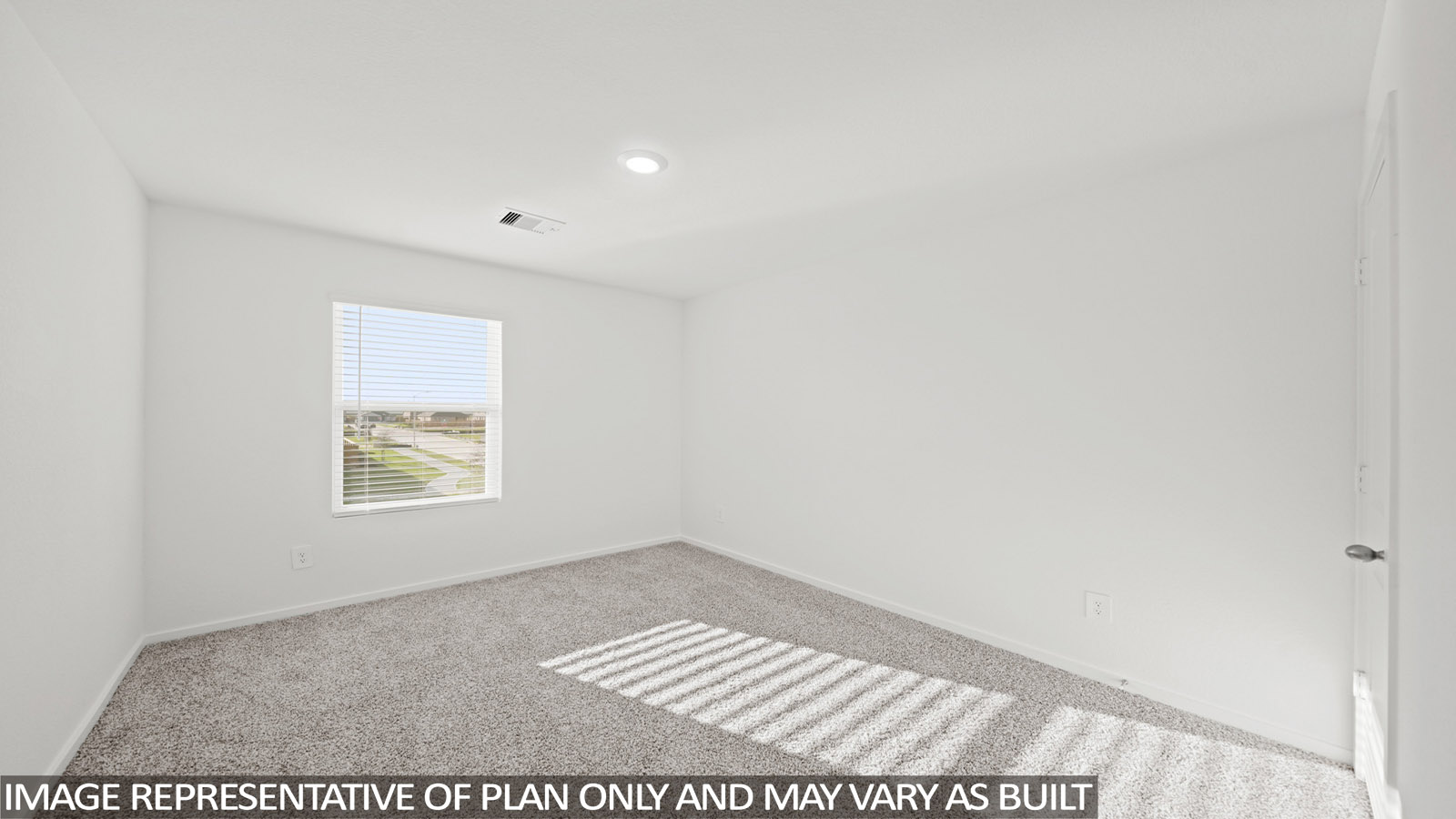 bedroom with carpet flooring